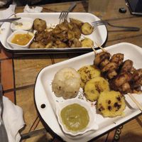 champipapas y champicuchos at El Jardín de Jazmín in Lima