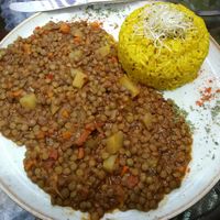 Lentils and whole grain rice at El Jardín de Jazmín in Lima