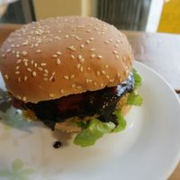 "Vegan" burger at Mishqui Quinde Sweet Hummingbird in Mindo