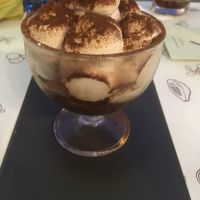 vegan tiramisu at Universo Vegano in Florence