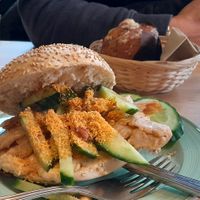 Vegan thai chicken on sesame bagel at Bagels & Beans in Zwolle