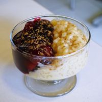 Arroz con leche/Mazamorra morada at OKEY Al Natural in Lima