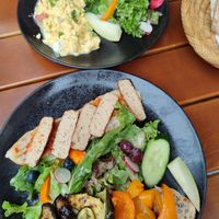 Leider sehr kaltes Grillgemüse und mit 8,50€ etwas teuer. at Huber in Freiburg