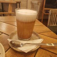 Latte Machiato at Naspolya Nassolda in Budapest
