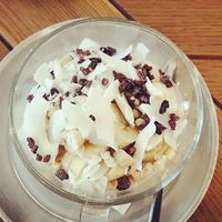 Banana/coconut granola at Naspolya Nassolda in Budapest