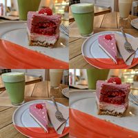 Raw, paleo, sugar-free, vegan at Naspolya Nassolda in Budapest