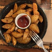 Papas Gajo  at U.to.pi.a in Mexico City