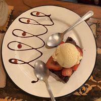 Brownie a la mode  at U.to.pi.a in Mexico City