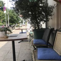 Nice seating outside   at Vegan Tiger in Berlin