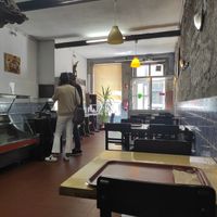 Inside at Salpicos Verdes in Porto