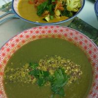 Botanical menu: soup with crackers plus a small bowl of own choice - Tibetan Mama (curry) at Le Botaniste in Ghent