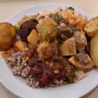 Pay by the weight vegan buffet at Country Life Restaurant in Prague