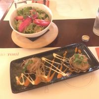 Seasonal salad with 2 scallops with rice noodles  at Matoni in Split