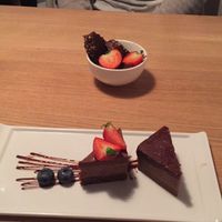 triple chocolate cake & chocolate chunks at simpleRAW in Copenhagen