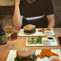 warm cheeseburger, avocado wraps, beer and cava at simpleRAW in Copenhagen