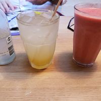 Homemade lemonade and a smoothie at simpleRAW in Copenhagen