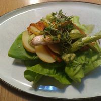 Smørrebrød with smoked tempeh, potatoe and aspergerus at simpleRAW in Copenhagen