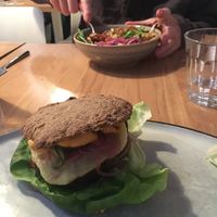 Burger and tempeh bowl at simpleRAW in Copenhagen