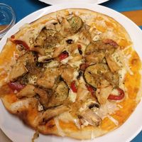 Heura pizza at Fang i Aram in Menorca
