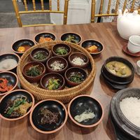Main Meal (09/2022) at SanChon Korean Temple Cooking - 산촌 사찰음식전문점 in Seoul