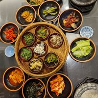 Hauptgang at SanChon Korean Temple Cooking - 산촌 사찰음식전문점 in Seoul
