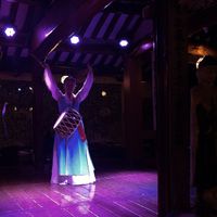 Traditional performance at SanChon Korean Temple Cooking - 산촌 사찰음식전문점 in Seoul