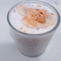 Vegan banana che at Pause Bobun in Paris