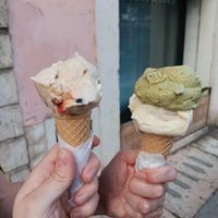 Trail mix, pistachio, cashew passion fruit at Zeno Gelato e Cioccolato in Verona
