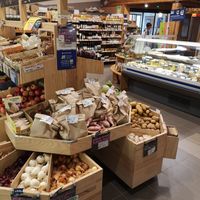 Inside at Biocoop Cobionat in Salernes