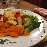 Tofu with vegetables at Galileo in San Giovanni Lupatoto