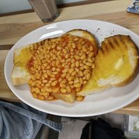 Beans on toast at Blondes in Cottingham
