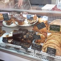  at Blondes in Cottingham