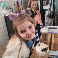  at Blondes in Cottingham