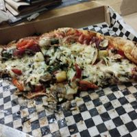 Vegan pizza at Jurgis ir Drakonas in Vilnius