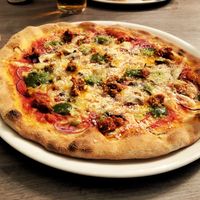 the new vegan pizza (juli 2018) at Jurgis ir Drakonas in Vilnius