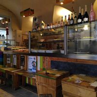 The food counter I side the café at Mangia la Foglia Bio  in Parma
