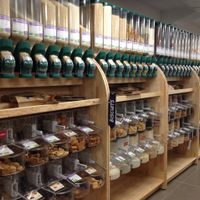 le vrac at Biocoop Le Vert de Terre in Amberieu-en-bugey