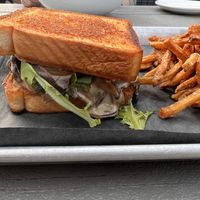Mushroom melt and friesd  at Crooked Ewe Brewery and Ale House in South Bend