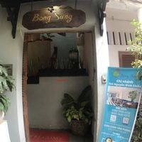 Entrance  at Bong Sung Vegetarian Food - District 1 in Ho Chi Minh City