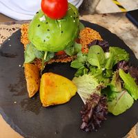 Avocado burger with Beyond Meat at Organic Market and Food in Marbella