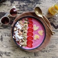 Vegan smoothie bowl at Smoothie Shop in Jimbaran