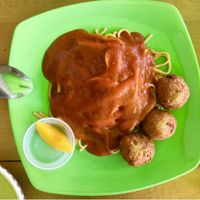 spaghetti  at El Vegano Andante in Medellin