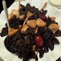 Mushroom entree. The lions mane was off the chain  at Green Veggie 天然齋 in Hong Kong Island