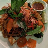 Vegan drunken noodles at Sabai Sabai in Toronto