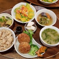 Monthly vege set (fried yam ball as the main) at Simme in Ise