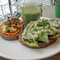 ";proeverij"; with 2 sandwiches and soup at Novia Verde in Nijmegen