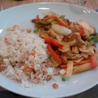Fake chicken with cashew nuts and Cantonese rice at Vege Saveurs in Paris