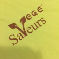 Logo at Vege Saveurs in Paris