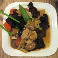 ";poulet"; aux champignons  at Vege Saveurs in Paris