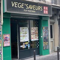 Storefront   at Vege Saveurs in Paris
